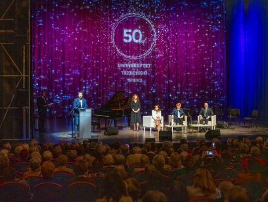 50 lat Uniwersytetu Trzeciego Wieku w Warszawie
