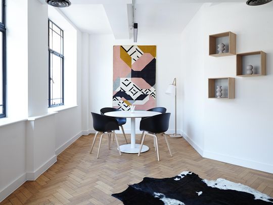 Które listwy przypodłogowe dają najwyższą trwałość w eksploatacji?