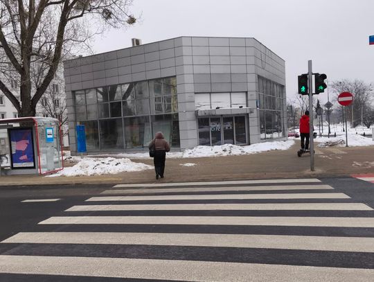 Pawilon dawnego Ital-Motu bez właściciela, Miasto bez narzędzi? Jest kropla nadziei