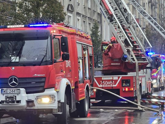 Pożar mieszkania w kamienicy na Żoliborzu