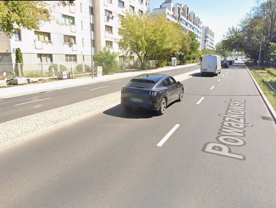 Radny chce pomiaru prędkości na Powązkowskiej i al. Jana Pawła II. „Kierowcy urządzają tu wyścigi”