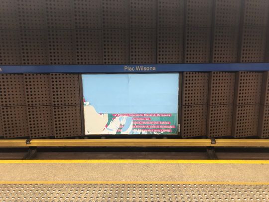 Stacje metra w pełnej krasie, bo bez reklam