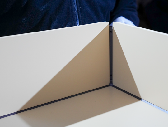 Szafki modułowe do każdego pokoju – jak dobierać moduły, aby maksymalnie wykorzystać przestrzeń?