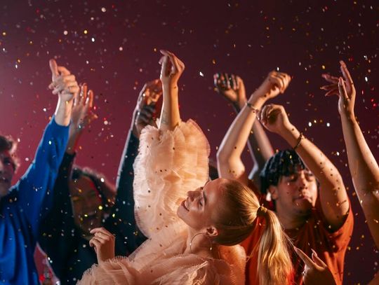 Taniec, przebrania i dobra energia w Centrum Lokalnym Taniec, przebrania i dobra energia w Centrum Lokalnym