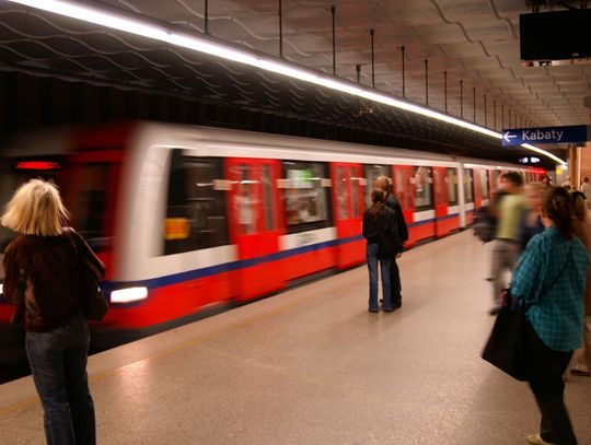 Utrudnienia w metrze po potrąceniu pasażera