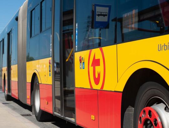 Warszawa szykuje się na Wszystkich Świętych. Zmiany w komunikacji miejskiej
