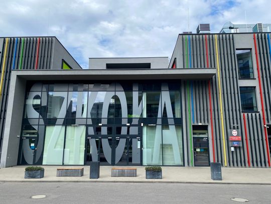 Szkoła Podstawowa nr 396 na ulicy Anny German.