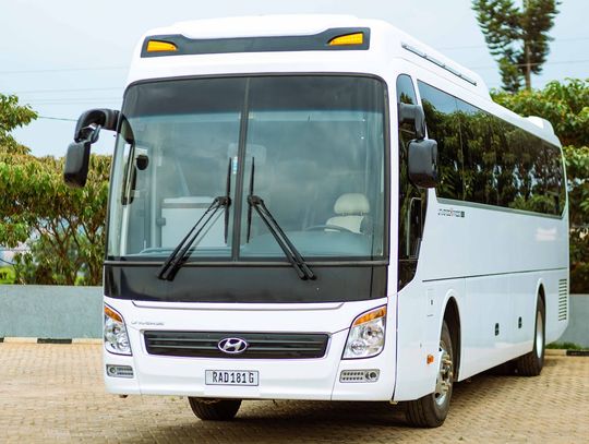 Wynajem busa Warszawa – jak wybrać najlepszą ofertę dla swojej grupy? Wynajem busa Warszawa – jak wybrać najlepszą ofertę dla swojej grupy?