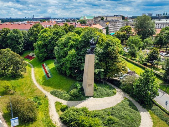 Zmiany w komunikacji podczas rocznicowych obchodów