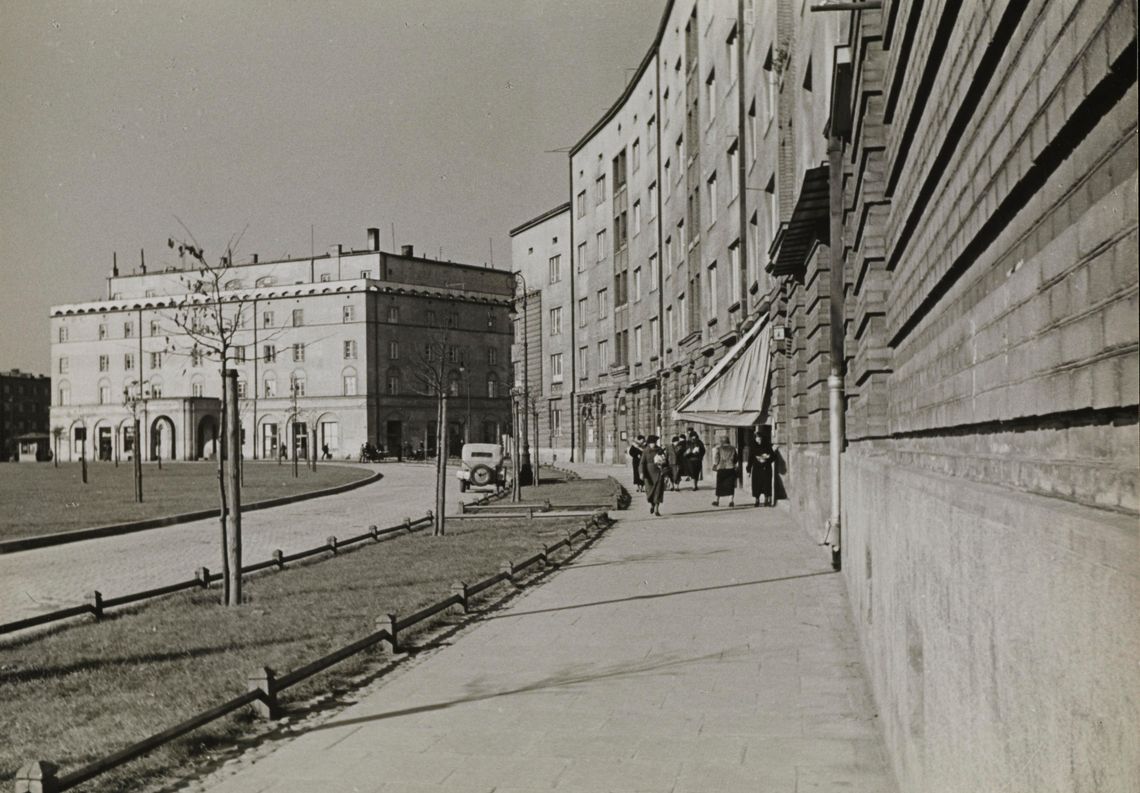 Historia Hotelu Oficerskiego przy Placu Inwalidów