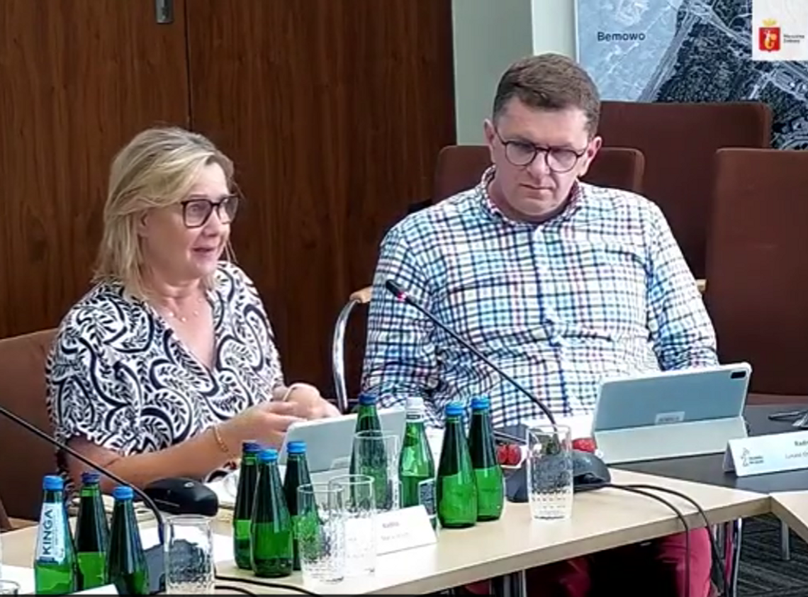 Koniec klubu radnych „Żoliborz ma Głos”. Dwójka radnych złożyła oświadczenie
