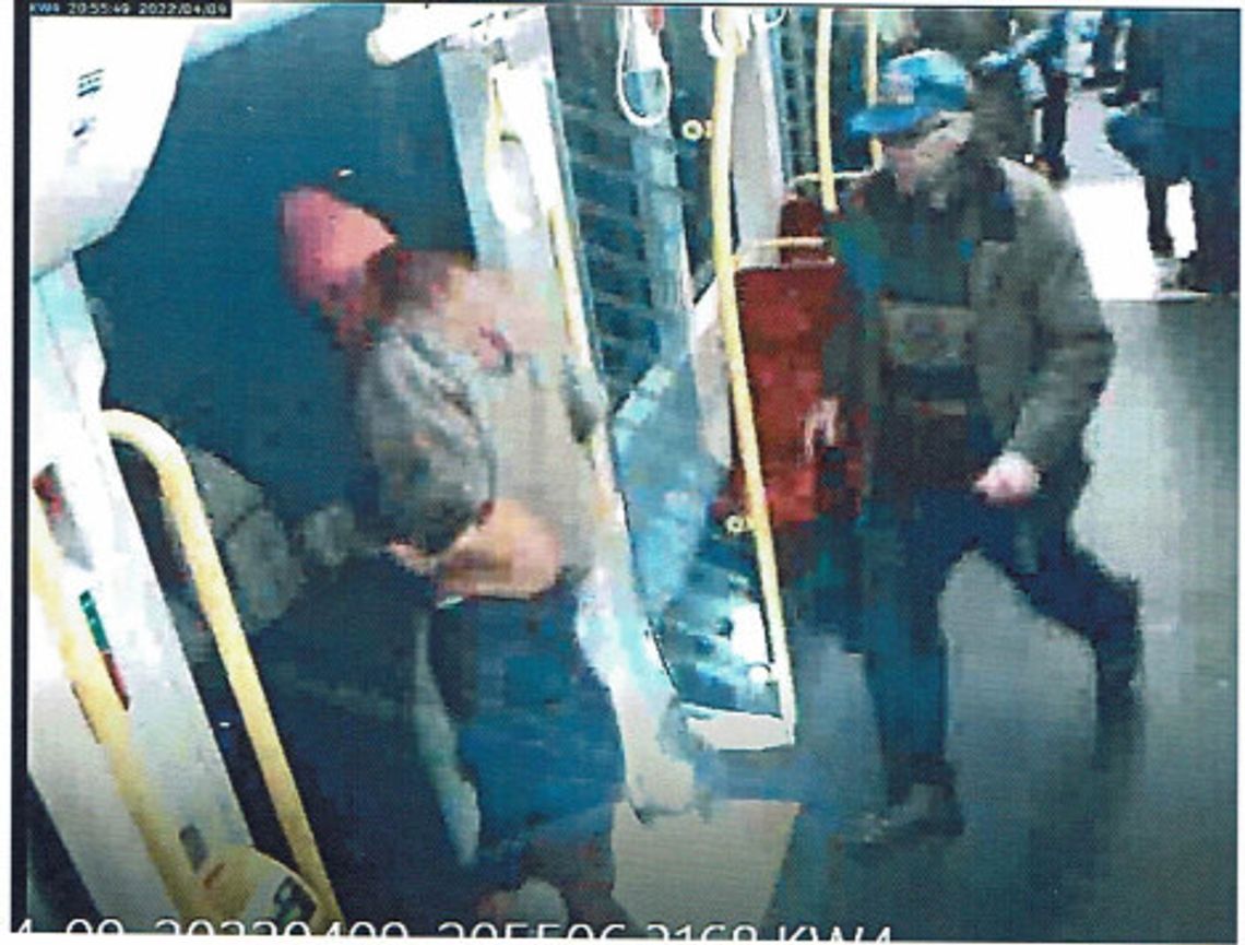 Mężczyzna, który zaatakował Ukrainkę w tramwaju poszukiwany. Policja publikuje jego wizerunek.