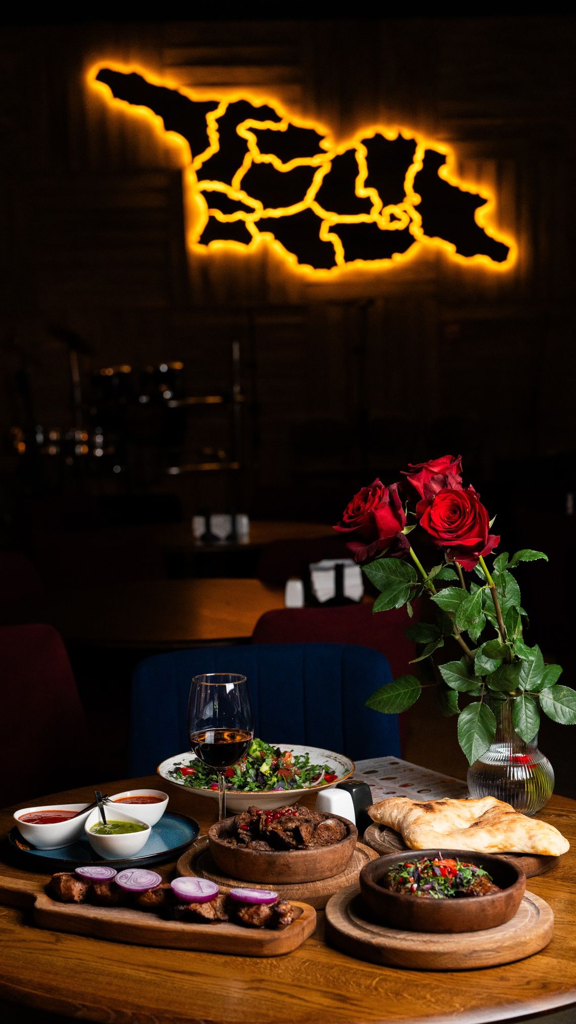 Restauracja Gruzińska Warszawa- trzy restauracje Genatsvale