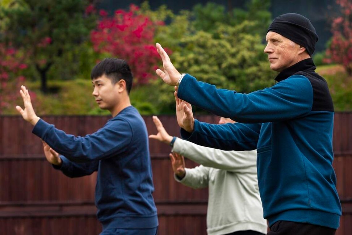 Tai Chi w Parku Żeromskiego