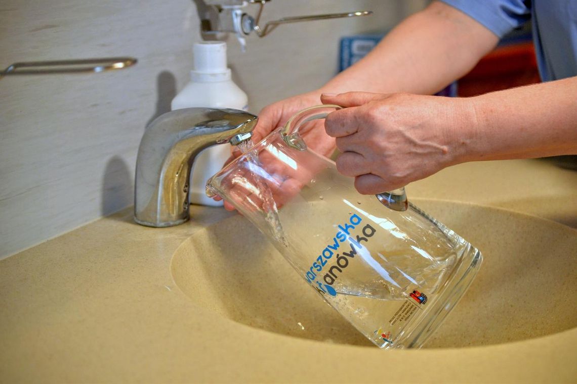 Woda w kranach pachnie chlorem. Mieszkańcy alarmują, MPWiK uspokaja