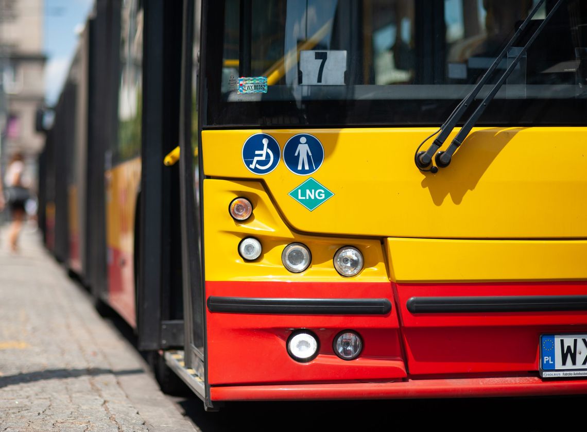 Zmiany w komunikacji miejskiej w weekend 25–26 października 2025 r.