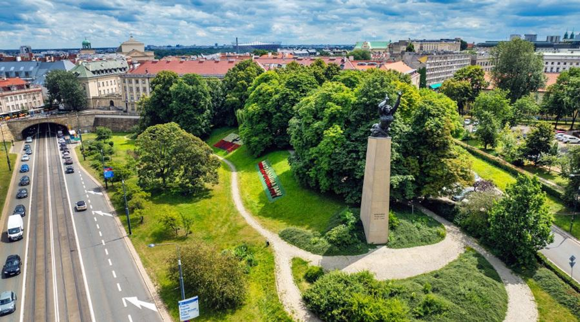 Zmiany w komunikacji podczas rocznicowych obchodów