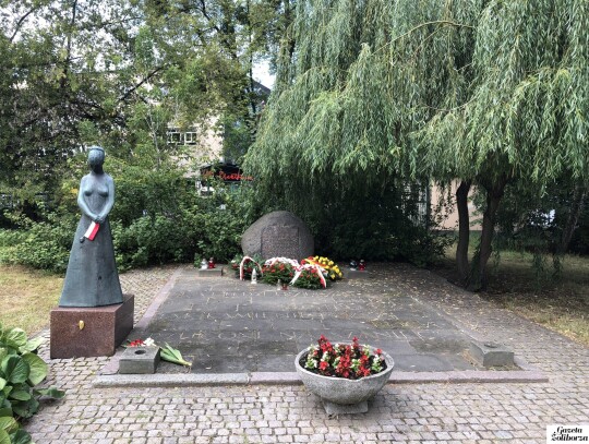 pomnik pamięci walk o dworzec gdański