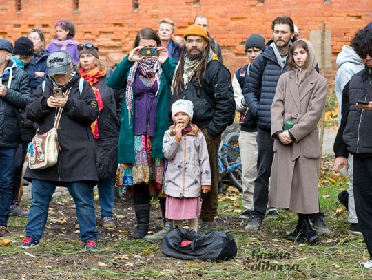 Rzeźba "Wierzba" Jana Sajdaka - wielkie otwarcie