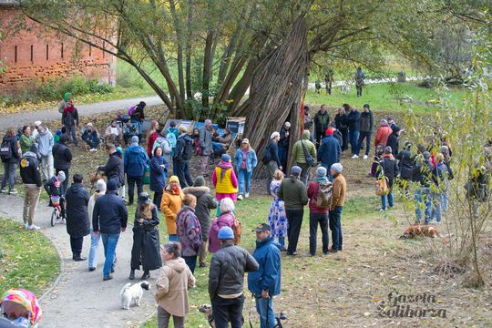 Rzeźba "Wierzba" Jana Sajdaka - wielkie otwarcie 
