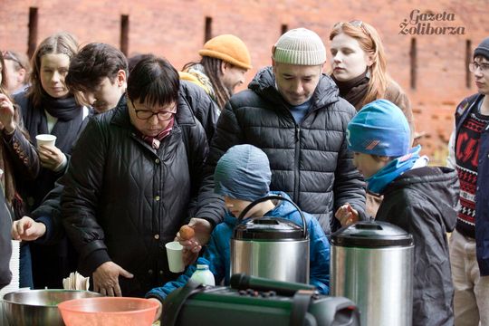 Rzeźba "Wierzba" Jana Sajdaka - wielkie otwarcie 