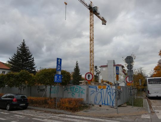 Kamienica, której nie udało się ocalić. Kontrowersje wokół rozbiówki w al. Wojska Polskiego Kamienica, której nie udało się ocalić. Kontrowersje wokół rozbiówki w al. Wojska Polskiego