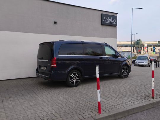 Mistrzowie parkowania #103