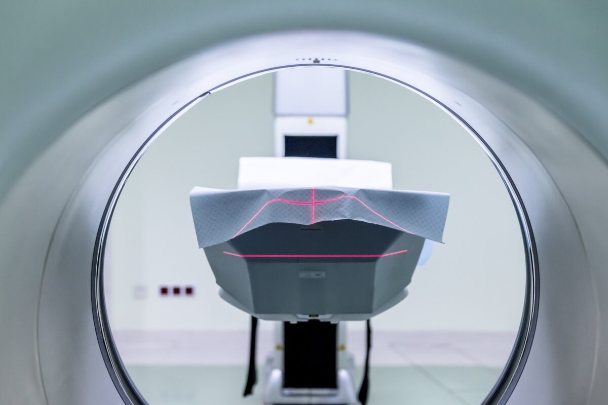 MRI kolana - przebieg badania stawu kolanowego